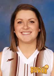 Carly Welsh's Instagram, Twitter & Facebook