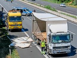 Oct 08, 2019 · auch die adac pannenfahrzeuge dürfen zu einem unfall bzw. Todlicher Unfall Mit Lkw A2 In Richtung Berlin Gesperrt