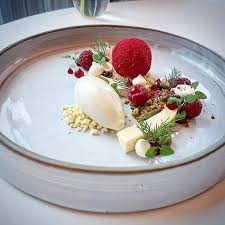 Dessert is also great for dinner parties because it's almost always a great option for preparing ahead of time. Raspberry White Chocolate Vanilla And Pistachio By Thomekas A Member Of Our Culinary Community Cre Fine Dining Desserts Dessert Presentation Plated Desserts