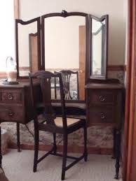 Perfect Height And A 3 Way Mirror 1930s Bedroom Furniture Styles Furniture