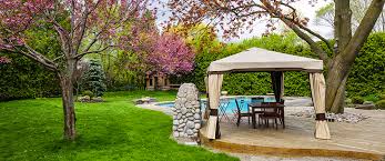 Makes you want to live outside, doesn't it? Creating Living Spaces Outdoors