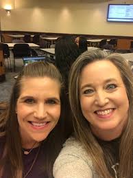 Leigh Anne Davis (@leighannedavi)