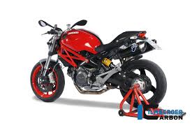 All the essence of ducati in a modern and contemporary motorcycle. Monster 796 2010 Aktuell Ilmberger Carbon