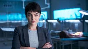 Serinda swan already cast her spell on the dc universe. Serinda Swan Filme Serien Und Biografie