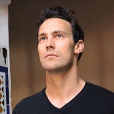 Josh Arrington (@JoshDArrington)