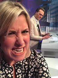 Carrie ten napel presenteert sinds januari 2020 samen met charles groenhuijsen elke woensdag op1 namens omroep max. Carrie Ten Napel Ar Twitter Deze Man Pest Mij Al De Hele Dag En Nu Moeten We Gezellig Doen In Hallonederland Of Dat Mij En Jeroenlatijn Lukt 18 30 Npo2 Https T Co Er0gfxje5n