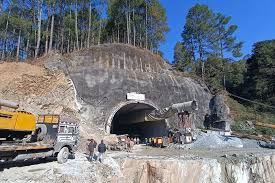 India Char Dham Tunnel Mishap Shows Risk of Building Up Fragile Himalayas -  Bloomberg