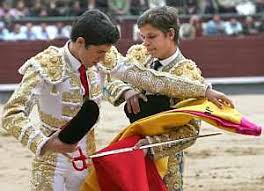 Talavante arrasa, según había prometido, y corta dos orejas en Madrid |  elmundo.es
