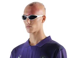 Retouch Background Magazine Projects :: Photos, videos, logos,  illustrations and branding :: Behance