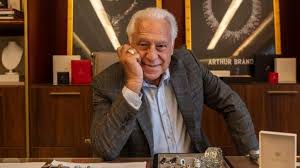Por que Antonio Fagundes vai sair de Quem Ama Cuida