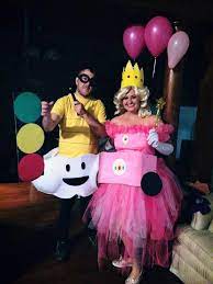 Princess Peach And Latiku From Mario Kart Halloween Homemade Costumes Homemade Costumes Princess Peach Halloween