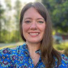 Amie Mcclellan's Instagram, Twitter & Facebook