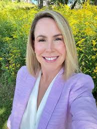 Meagan Porter's Instagram, Twitter & Facebook