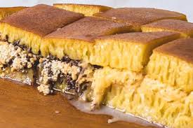 Beri garam, gula, dan telur. Martabak Setengah Coklat Dan Setengah Keju Martabak Borneo