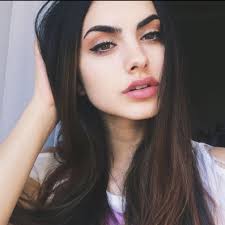 SON MÔI: 5 lưu ý nàng nào cũng cần thuộc lòng nếu mê mệt son lỳ dạng kem