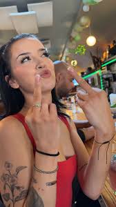 Hi everyone! My name is Hannah, I'm 19 and I'm working at VUMC from January  2025-June 2025. I'm looking for a sublet with a roommate/roommates  preferably female college age. I'm pretty social