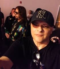 Just saw Zach Throne from Bruce Kulick's band is playing with Ace Frehley  as a fill in for Phillip Shouse.