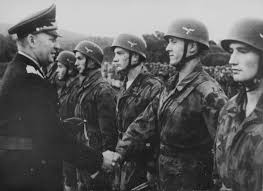 Kurt Student Iron Cross Awards Fallschirmjager Italy 1943 Pin By Paolo Marzioli In 2020 Fallschirmjager Fallschirm Luftwaffe