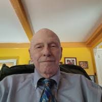 Kevin Steeves's Instagram, Twitter & Facebook