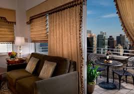 The hotel that has the most 2 bedroom suites is hotel plaza athenee. New York 2 Bedroom Hotel Rooms