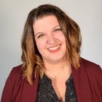 Jess Dunham's Instagram, Twitter & Facebook