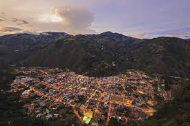 Baños is the second most populous city in tungurahua, after the capital ambato, and is a major tourist center. Ecuador Tungurahua Banos De Agua Santa Cityscape At Dusk Elevated View Details Stock Photo 180101860