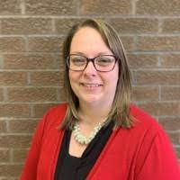 Carrie Newland's Instagram, Twitter & Facebook