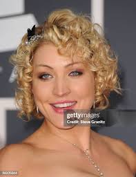 403 Sasha Gradiva Photos & High Res Pictures