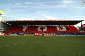 Die überzahl hat unser spiel nicht besser gemacht, denn wir sind passiver geworden. torwart robin zentner parierte noch einen schuss von marcus ingvartsen (69.), in der. 1 Fsv Mainz 05 Wikiwand