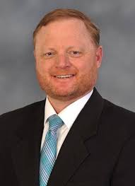 Coastal Carolina names Staggs defensive coordinator