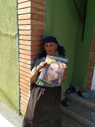 Denisa răducu a murit, la doar 27 de ani, în urmă cu două luni, iar rudele ei nu au liniște nici acum. Bunica Denisei Manelista A Murit Wowbiz