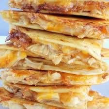 This recipe is one of my favorite on this list because it is healthy, cheesy, and works for those with food allergies. Three Easy Meals You Can Make With Canned Chicken