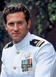 Donna Callaway's Instagram, Twitter & Facebook