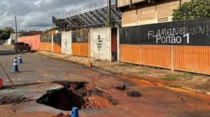 Estádio passa dez anos abandonado após clube mudar de nome e cidade