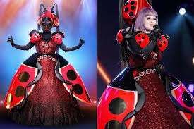 We watched episode 2 of the masked singer and think we know the identity of the black widow: The Masked Singer Revealed Every Unmasked Celebrity Contestant On Season 2 Singer Legendary Singers Seasons