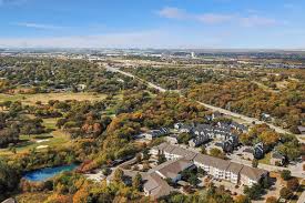 Diamond Loch Neighborhood