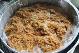 Untuk resep ini, masih menggunakan santan namun saya menggunakan sukatan bahan bahan sesuai dengan yang. Pulut Sekaya Telur Kuih Istimewa Negeri Che Siti Wan Kembang Azie Kitchen