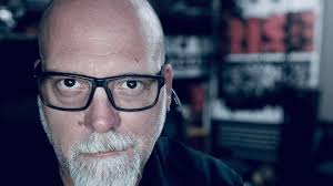 BONUS FOR ALL: Weirdos! Ash, Alaina and Caleb (from Scream!) got to sit  down and chat with none other than George C. Romero. Yes, the man, the  myth.....the legend. He was absolutely