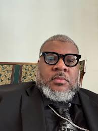 Pastor celebrates 10 years at Belfair Community Church