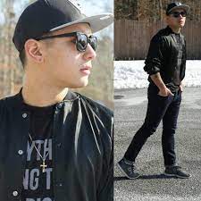 Snapback Hairstyles For Guys 25 Ways To Wear Hair With Snapback Snapback Hairstyles Snapback Outfit Mens Scarf Fashion