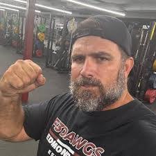 Josh Kozlowski's Instagram, Twitter & Facebook