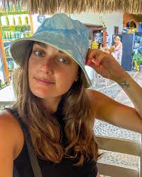 ALEX WOLK (@alexgenevieve_) • Instagram photos and videos