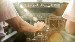 15 Behind-the-Scenes Secrets of Airline Pilots