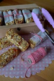 Le Matin Je Pars Relativement Tot De Chez Moi Pour Aller Au Travail Souvent Je Dejeune D Barre De Cereales Recette Barre De Cereales Barre De Cereales Maison