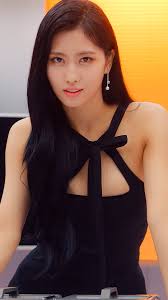 Is there an app for momo wallpapers? 326505 Momo Twice Fake And True 4k Phone Hd Wallpapers Images Backgrounds Photos And Pictures Mocah Hd Wallpapers