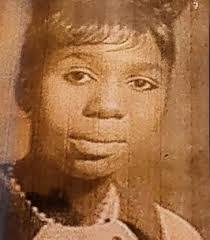 Deaira Smith's Instagram, Twitter & Facebook