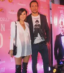 Consultado por este tema, nico vazquez afirmó que la china suárez no estuvo. Gimena Accardi Nicolas Vazquez Ropa Linda Ropa Atuendos