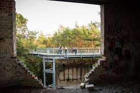 Die beelitzer heilstätten 50 kilometer südwestlich von berlin, ursprünglich ein sanatorium für lungenkranke, sind heute eine beliebte kulisse für filmemacher und fotografen. Baumkronenpfad Beelitz Heilstatten Gruppenreisen Mit Groupedia