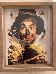 I can't believe I never noticed that the Scarecrow pulled out a GUN to  shoot the Wicked Witch of the West in The Wizard of Oz.