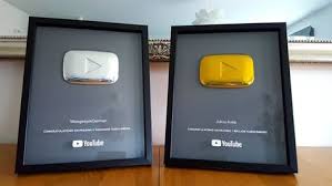 Custom Designed Personalized Replica First Edition Youtube Gold Silver Play Button Framed Subscriber Novelty Award Youtube Youtubers Best Birthday Gifts